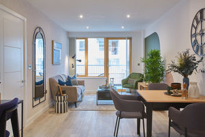 Living Area- click for photo gallery